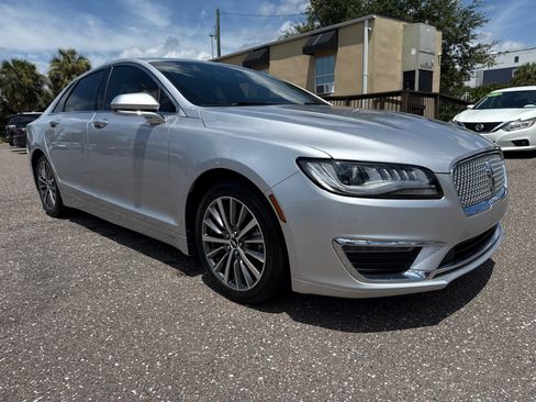 Used 2018 Lincoln MKZ Premiere image 4