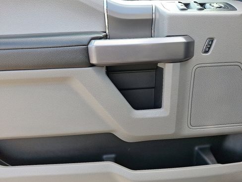 Used 2019 Ford F150 XLT w/ Equipment Group 302A Luxury image 13