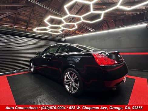 Used 2009 INFINITI G37 Journey image 4