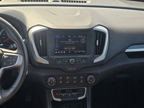 Used 2023 GMC Terrain SLE image 14