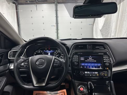 Used 2020 Nissan Maxima 3.5 S w/ Floor Mat Group FWD image 15