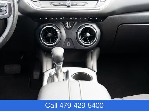 Used 2025 Chevrolet Blazer LT AWD/4WD image 34