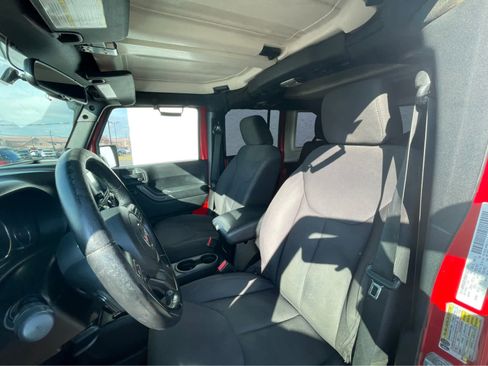 Used 2014 Jeep Wrangler Unlimited Sport w/ Quick Order Package 24S image 19