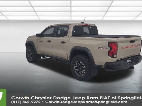 Used 2023 Chevrolet Colorado Trail Boss w/ Technology Package image 11