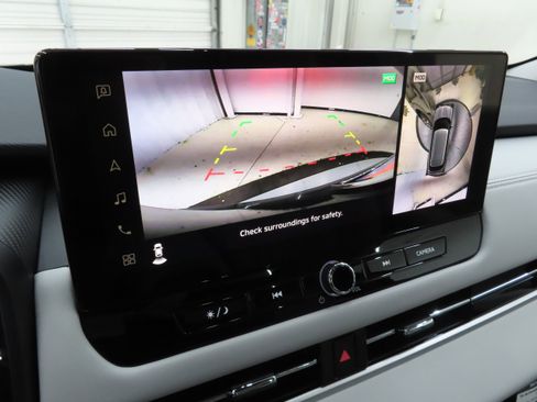 New 2026 Mitsubishi Outlander SEL FWD image 17