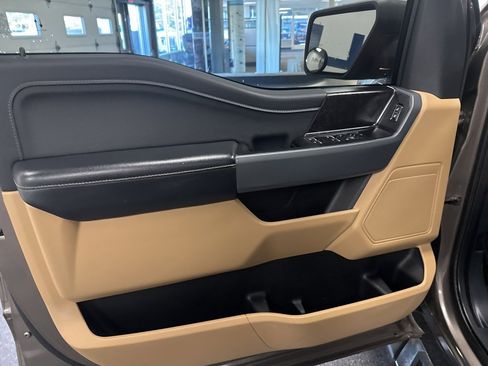 Used 2022 Ford F150 XLT w/ Equipment Group 302A High image 19