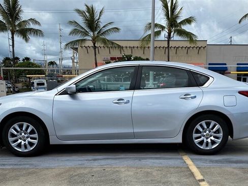 Used 2016 Nissan Altima 2.5 S w/ Power Driver Seat Package FWD image 8