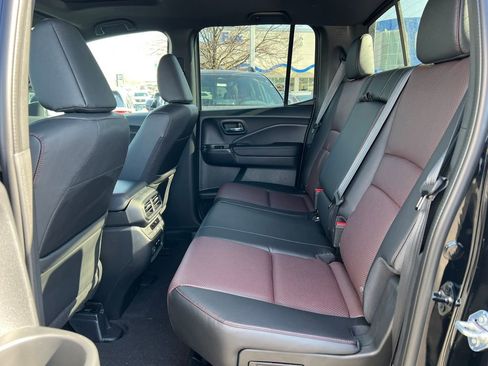 New 2026 Honda Ridgeline Black Edition image 4