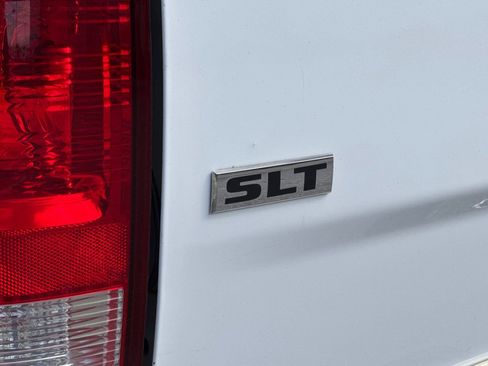 Used 2017 RAM 3500 SLT AWD/4WD image 25
