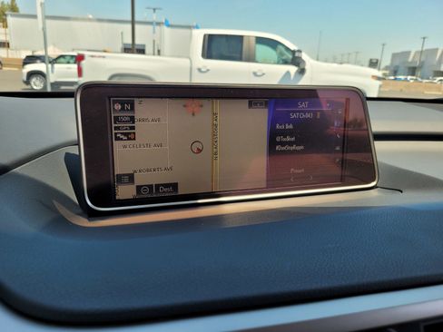 Used 2017 Lexus RX 350 AWD w/ Premium Package image 18