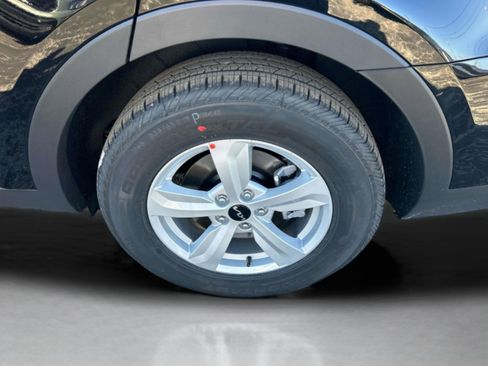 New 2026 Kia Sorento LX image 11