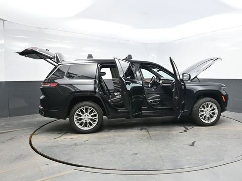 Used 2021 Jeep Grand Cherokee L Summit w/ Advanced Protech Group IV AWD/4WD image 55