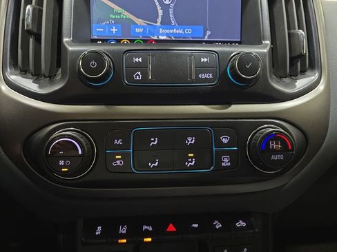 Used 2021 Chevrolet Colorado Z71 w/ Safety Package AWD/4WD image 24