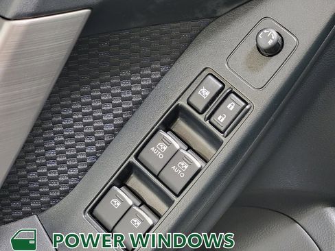 Used 2018 Subaru Forester 2.5i Premium w/ All-Weather Package image 21