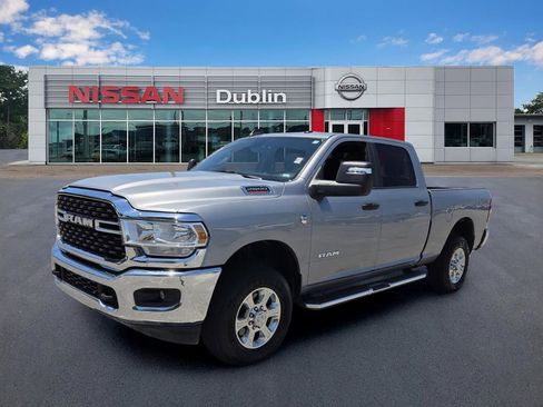 Used 2024 RAM 2500 Big Horn AWD/4WD image 1