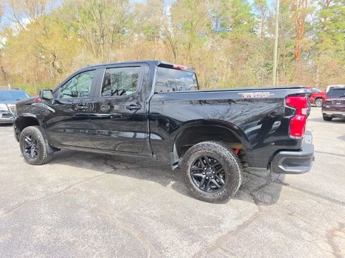 Certified 2022 Chevrolet Silverado 1500 LT Trail Boss w/ Protection Package AWD/4WD image 4