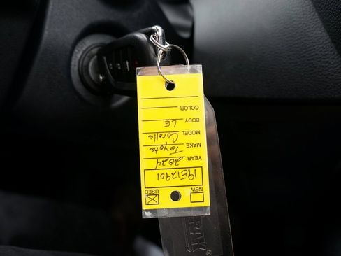 Used 2024 Toyota Corolla LE image 27