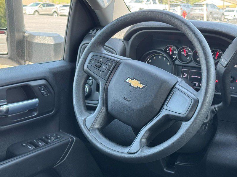 New 2026 Chevrolet Silverado 2500 Custom w/ Custom Value Package AWD/4WD image 25