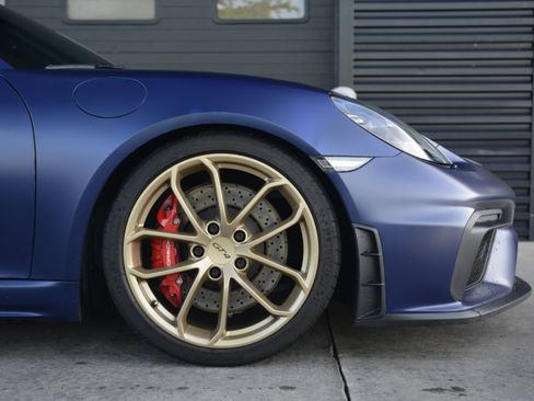 Certified 2022 Porsche 718 Cayman GT4 RWD image 35