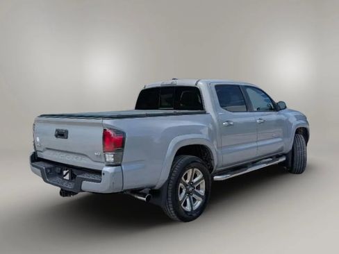 Used 2018 Toyota Tacoma Limited AWD/4WD image 6