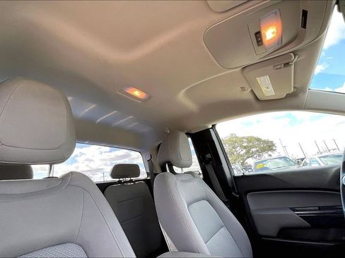 Used 2018 Chevrolet Colorado W/T w/ WT Convenience Package image 26