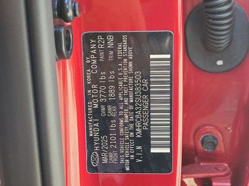 New 2025 Hyundai Venue Limited image 28