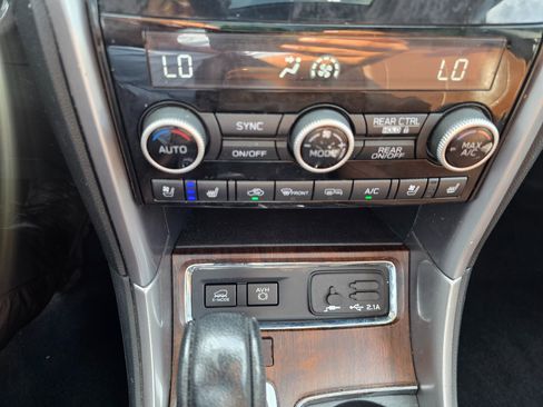 Used 2019 Subaru Ascent Touring image 24