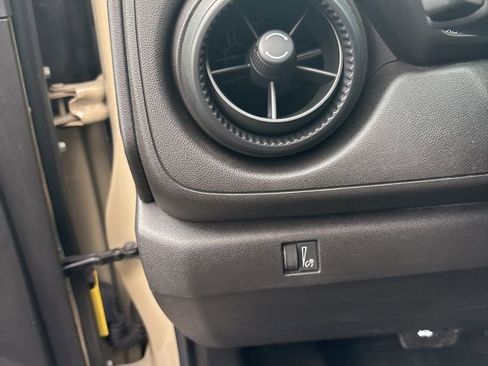 Used 2024 Chevrolet Colorado W/T RWD image 45