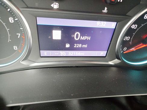 Used 2022 Chevrolet Traverse RS w/ LPO, Floor Liner Package image 28