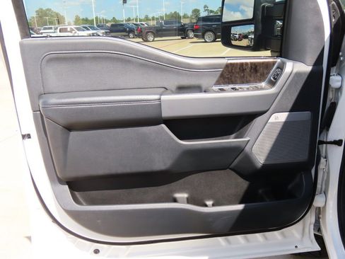 Used 2024 Ford F250 Lariat AWD/4WD image 23