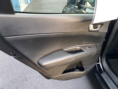 Used 2019 Kia Optima S image 35