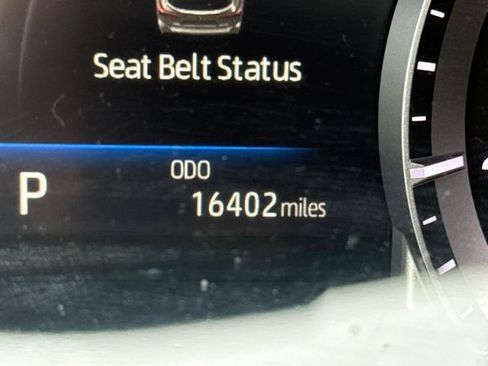 Used 2022 Toyota Highlander XLE image 22