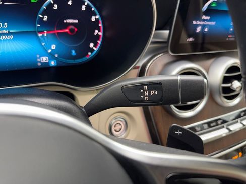 Used 2022 Mercedes-Benz GLC 300 4MATIC w/ Premium Package Lite image 53