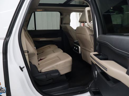 Used 2024 Ford Expedition Max Limited RWD image 30