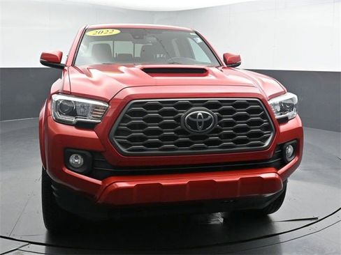 Used 2022 Toyota Tacoma TRD Sport image 5