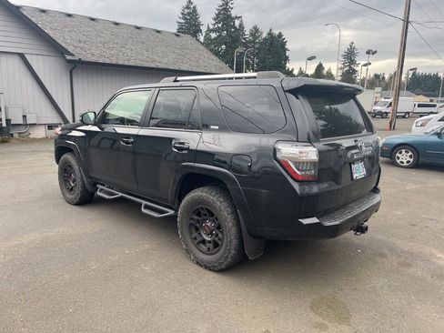 Used 2019 Toyota 4Runner SR5 Premium image 5