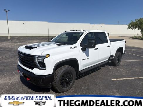 New 2026 Chevrolet Silverado 3500 LTZ AWD/4WD image 1
