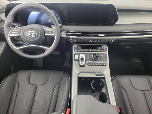 Certified 2025 Hyundai Palisade SEL AWD/4WD image 17