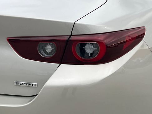 Used 2024 MAZDA MAZDA3 s image 15