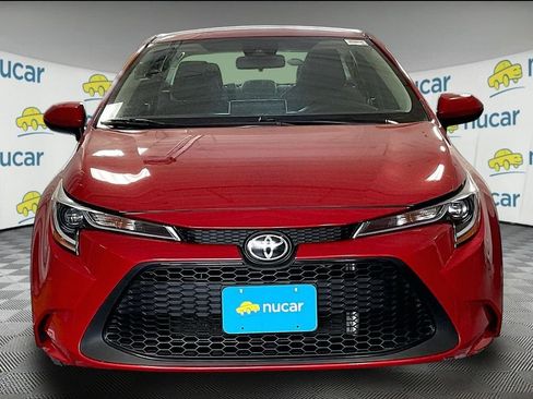 Used 2020 Toyota Corolla LE FWD image 2