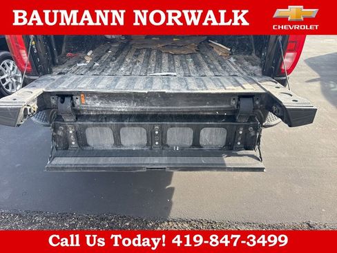 Used 2020 GMC Sierra 2500 4x4 Crew Cab w/ Convenience Package image 25