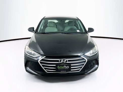 Used 2018 Hyundai Elantra SEL FWD image 2