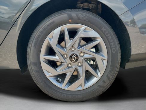 New 2025 Hyundai Elantra Blue image 31