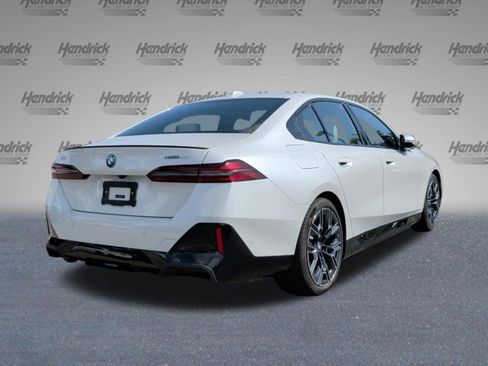 Used 2027 BMW i5 eDrive40 w/ M Sport Package RWD image 7