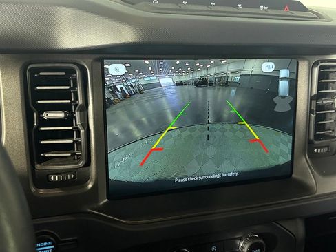 Used 2025 Ford Bronco Badlands AWD/4WD image 19