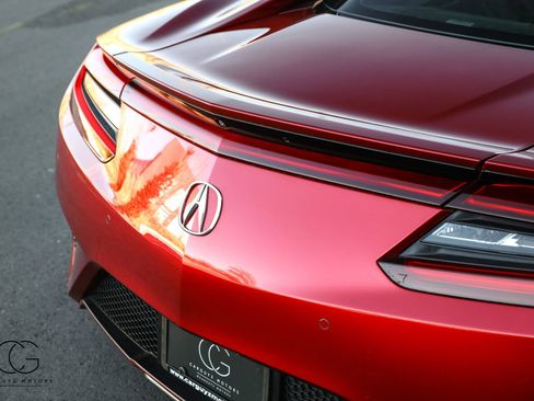 Used 2017 Acura NSX Coupe 2D image 18