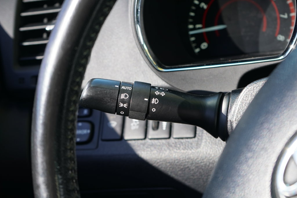 Used 2011 Toyota Highlander Limited AWD/4WD image 18