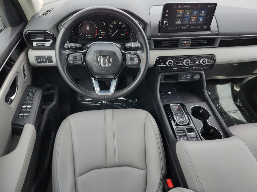 Used 2025 Honda Pilot EX-L image 19