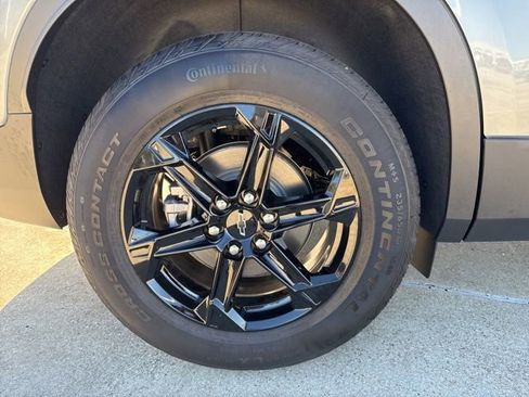 New 2025 Chevrolet Blazer LT w/ Convenience Package image 13