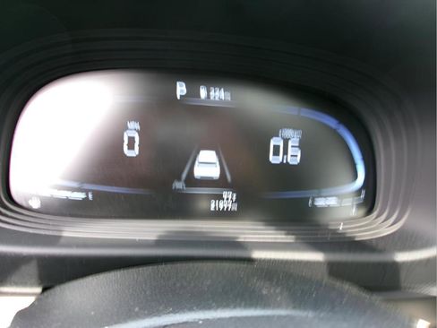 Used 2024 Hyundai Venue SEL image 15